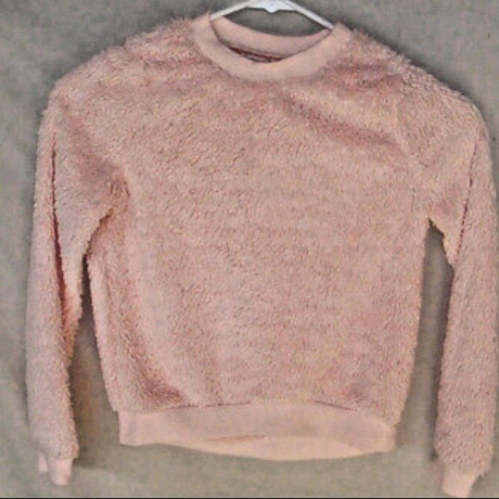 Fluffy long sleeve